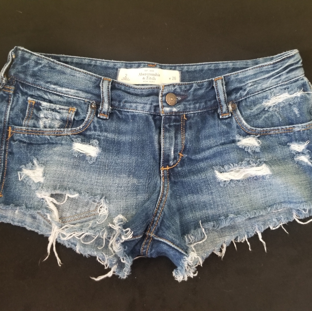 EUC Abercrombie Women's Shorts (2)